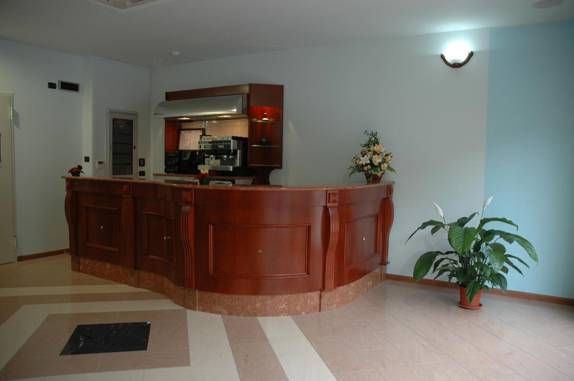 Real Asturias Hotel Acquappesa Exterior photo